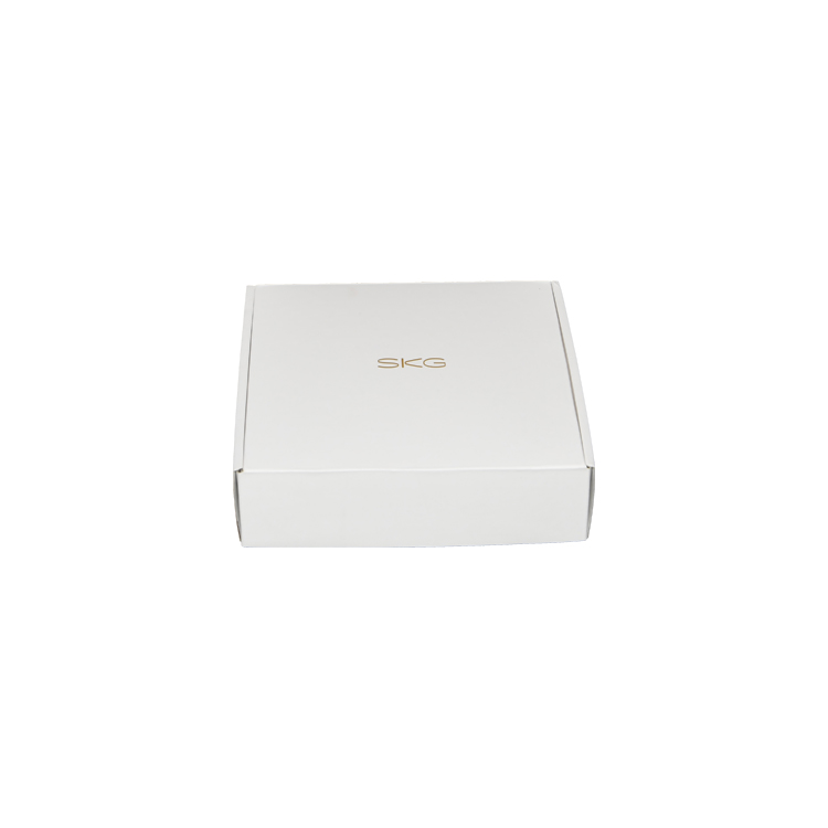  Белые почтовые ящики из гофрированного картона для упаковки массажеров с пластиковым держателем и логотипом из золотой фольги  