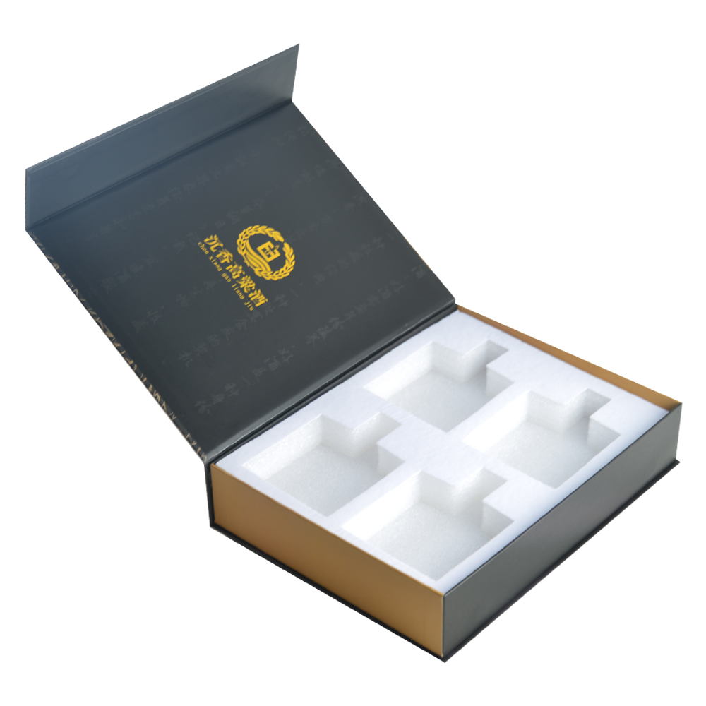 Caja de regalo de vino Empaquetado Caja de regalo magnética para botella de vino con bandeja de espuma y logotipo de estampado en caliente dorado