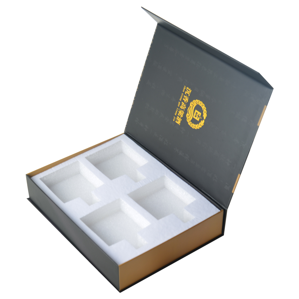 ワインギフトボックスパッケージフォームトレイとゴールドホットフォイルスタンピングロゴ付きワインボトル用磁気ギフトボックス  