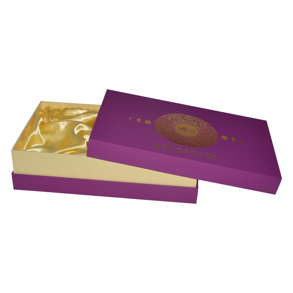 Cajas de hombro rígidas Caja de base y tapa Caja de regalo rígida con tapa de 2 piezas y cuello con hombros descubiertos con bandeja de satén y logotipo dorado
