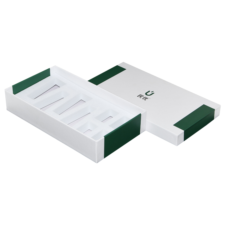  Boîtes d'huile essentielle imprimées sur mesure, couvercle et boîte d'emballage d'huile essentielle en carton de base avec support EVA  