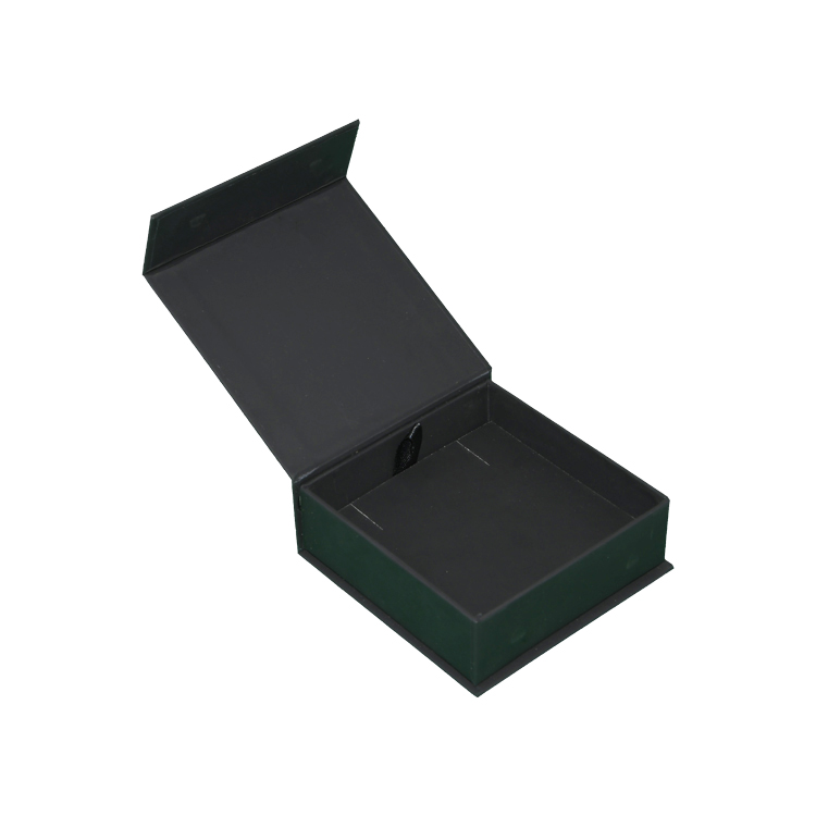 磁気ジュエリーボックス、フォームホルダーとシルクリボン付きジュエリーパッケージ用の磁気スナップギフトボックス  