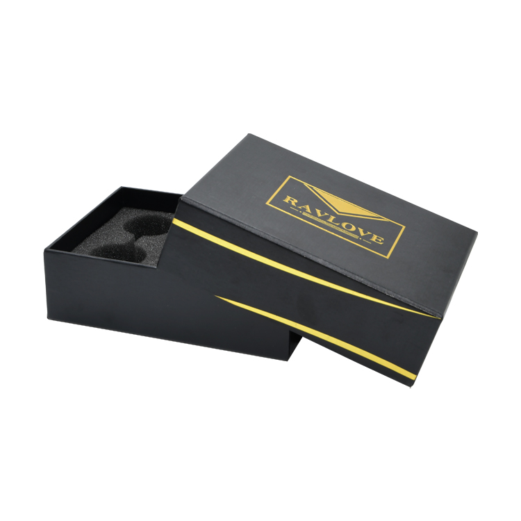 Boîtes-cadeaux de luxe d'emballage de papier texturé noir personnalisé avec support en mousse et logo d'estampage à chaud en or  