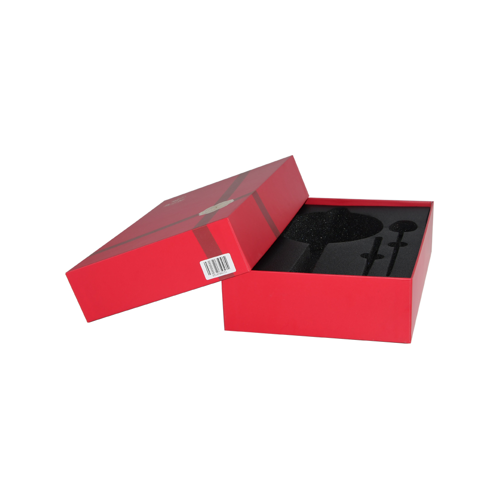 フォームホルダー付きの食器包装および調理器具包装用の赤い硬質段ボールの蓋とベースギフトボックス  