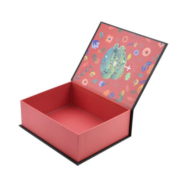 Atractivo diseño de libro de estilo rígido de papel Biblia de almacenamiento de regalo caja de embalaje con el patrón en relieve y la impresión personalizada