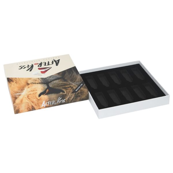 China Competitive Lid and Base Gift Box Cosmetics Packaging Skincare Set Packaging with Velvet Foam Holder