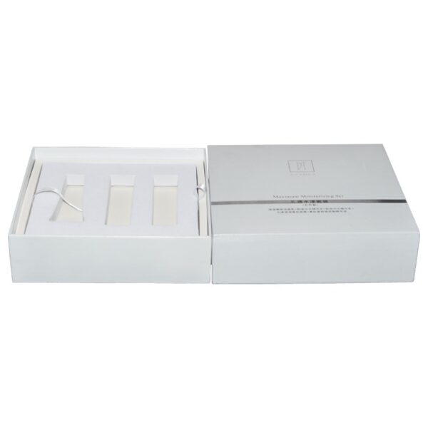 Competitive Custom Printing Rigid Cardboard Lid and Base Gift Box with Velvet Foam Holder for Cosmetics Packaging