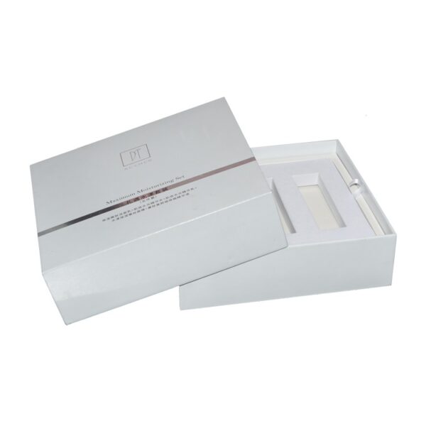 Competitive Custom Printing Rigid Cardboard Lid and Base Gift Box with Velvet Foam Holder for Cosmetics Packaging