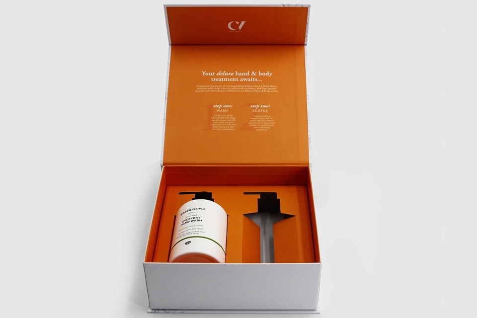 What's New in Luxury Packaging? 6 Revolutionary Rigid Gift Box Designs 3 Gift Box