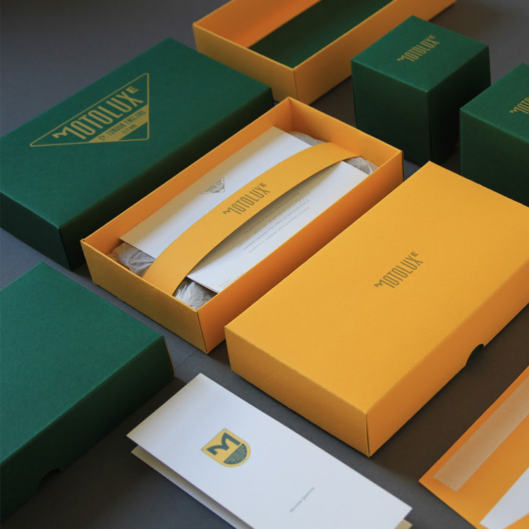 High-end clothing packaging box case 3 High-end clothing packaging box