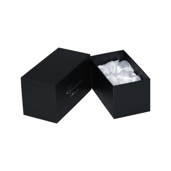 Satin Lined Presentation Box in Matte Black Color for Crystal Packaging with Silver Hot Foil Stamping Logo