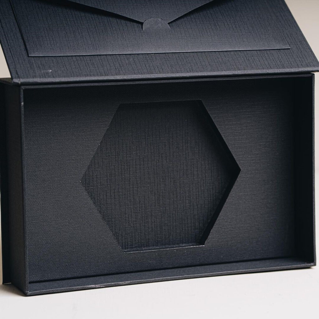 Elevating Your Brand with Trendy Jewelry Rigid Boxes 4 Trendy Jewelry Rigid Boxes