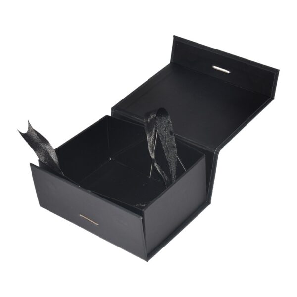 Wholesale Luxury Black A5 Deep Folding Gift Boxes with Changeable Ribbon Collapsible Magnetic Gift Boxes