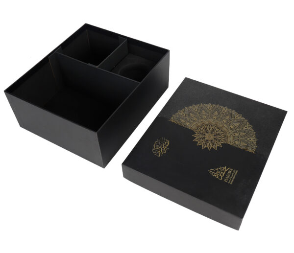 Boîte cadeau personnalisée en papier rigide noir avec motif en feuille d'or