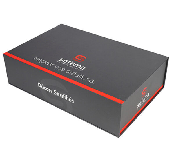Caja rígida de presentación para productos laminados con inserto de espuma